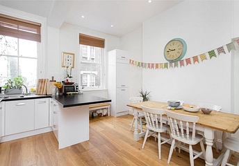 3 bedroom apartment to rent - King Street, London, W6