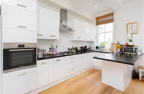3 bedroom apartment to rent - King Street, London, W6
