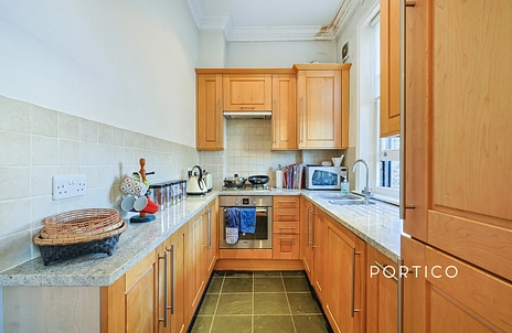 2 bedroom apartment to rent - St. James's Gardens, London, W11