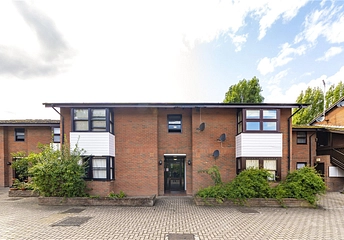 apartment to rent - Balmoral Mews, London, W12 - Property View 1