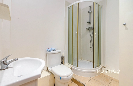 studio to rent - Green Lanes, London, N4