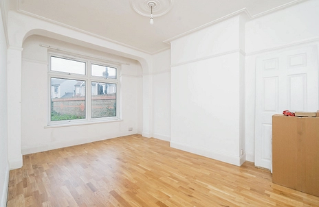 4 bedroom house to rent - Goodmayes Lane, Ilford, IG3 - Property View 2