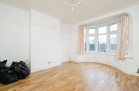 4 bedroom house to rent - Goodmayes Lane, Ilford, IG3 - Property View 3