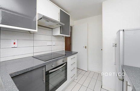 1 bedroom apartment to rent - Butteridges Close, Dagenham, RM9