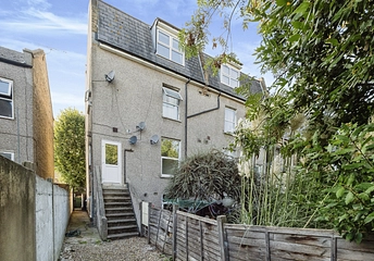 1 bedroom apartment to rent - Dennis House, 15 Disraeli Road, London, E7 - Property View 1