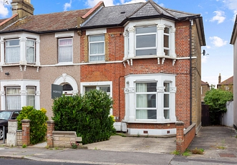 2 bedroom maisonette to rent - Dalkeith Road, Ilford, IG1 - Property View 1