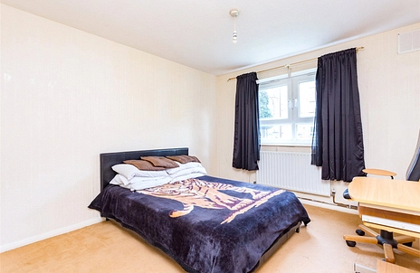 1 bedroom apartment to rent - Selborne Avenue, London, E12