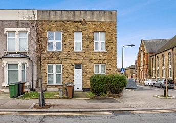 1 bedroom apartment to rent - Cann Hall Road, London, E11 - Property View 1