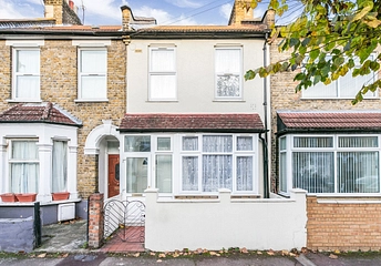 2 bedroom house to rent - St. Albans Avenue, London, E6 - Property View 1