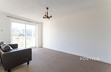 2 bedroom apartment to rent - Churchill Court, Albert Road, Ilford, IG1 - Property View 3