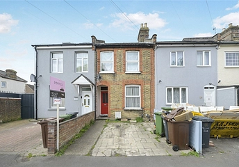 1 bedroom apartment to rent - Ethel Cottages, Padnall Road, Romford, RM6 - Property View 1