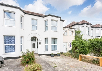 2 bedroom apartment to rent - Eastwood Road, Ilford, IG3 - Property View 1