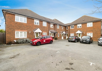 2 bedroom apartment to rent - Wildings Apartments, 7 Witham Road, Romford, RM2 - Property View 1