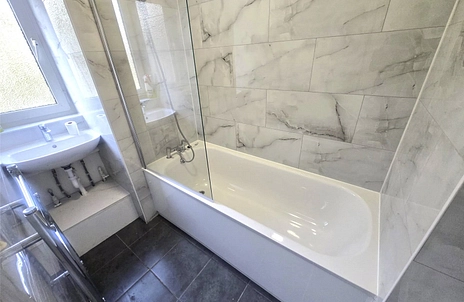 2 bedroom apartment to rent - Bazely Street, London, E14