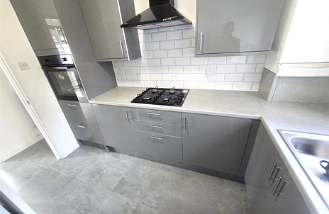 2 bedroom apartment to rent - Bazely Street, London, E14