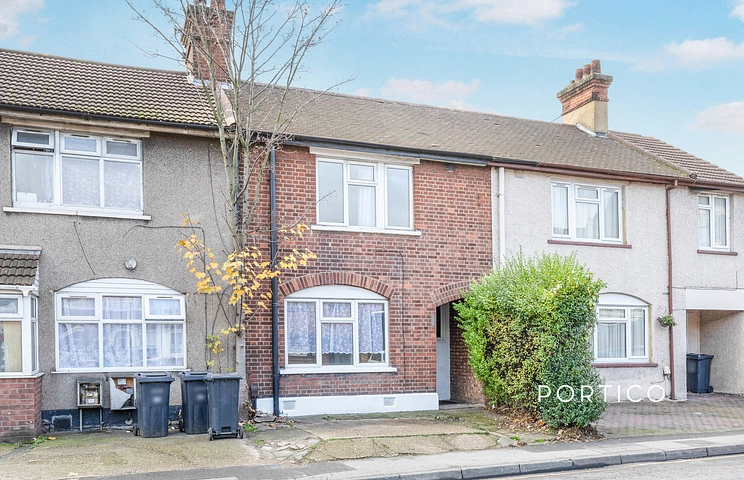 3 bedroom house to rent - Ley Street, Ilford, IG1 - Property View 1