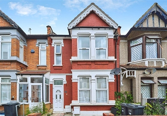 3 bedroom apartment to rent - Colenso Road, Ilford, IG2 - Property View 1