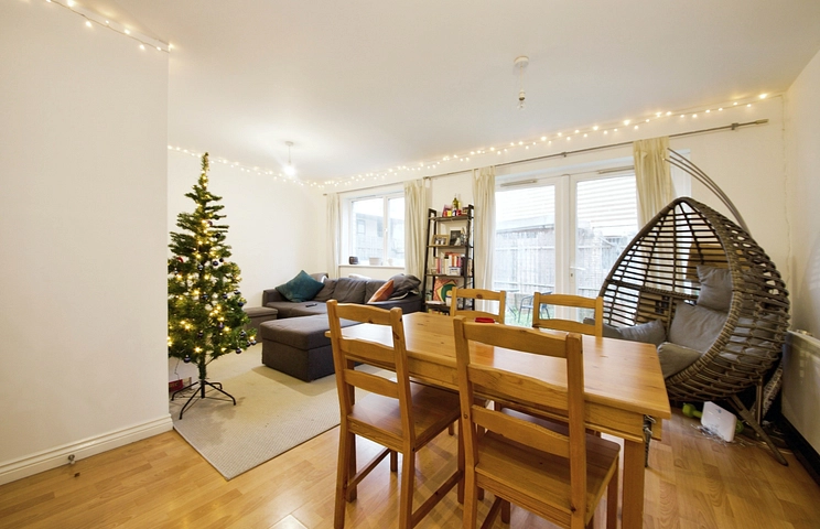 3 bedroom apartment to rent - Cottrill Gardens, Marcon Place, London, E8 - Property View 1