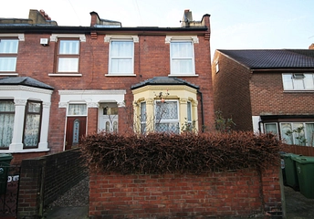 1 bedroom apartment to rent - Dawlish Road, Leyton, London, E10 - Property View 1