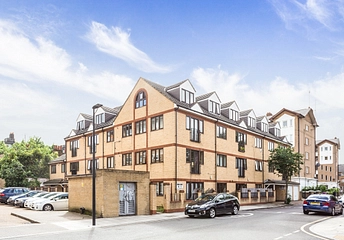 2 bedroom apartment to rent - Sceptre Road, London, E2 - Property View 1