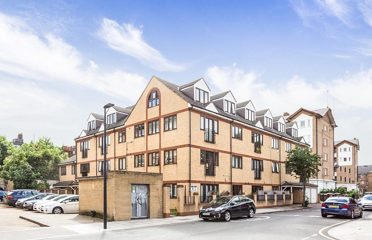 2 bedroom apartment to rent - Sceptre Road, London, E2 - Property View 1