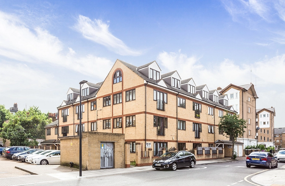 2 bedroom apartment to rent - Sceptre Road, London, E2 - Property View 1