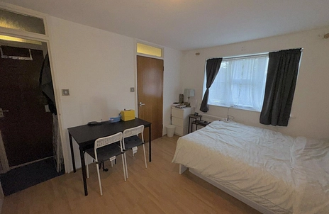 studio to rent - Mill Court, Ruckholt Road, London, E10 - Property View 2