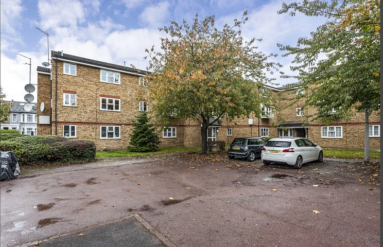 studio to rent - Mill Court, Ruckholt Road, London, E10 - Property View 1