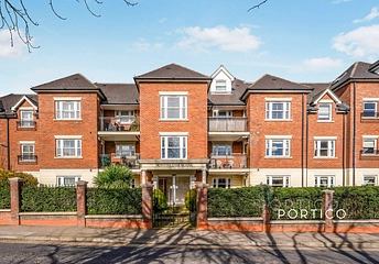 2 bedroom apartment to rent - Manor Road, Chigwell, IG7 - Property View 1