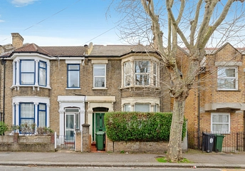 3 bedroom house to rent - Trelawn Road, London, E10 - Property View 1