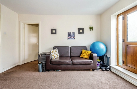 2 bedroom apartment to rent - West Street, London, E11