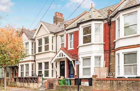 1 bedroom apartment to rent - Leigh Road, Leyton, London, E10