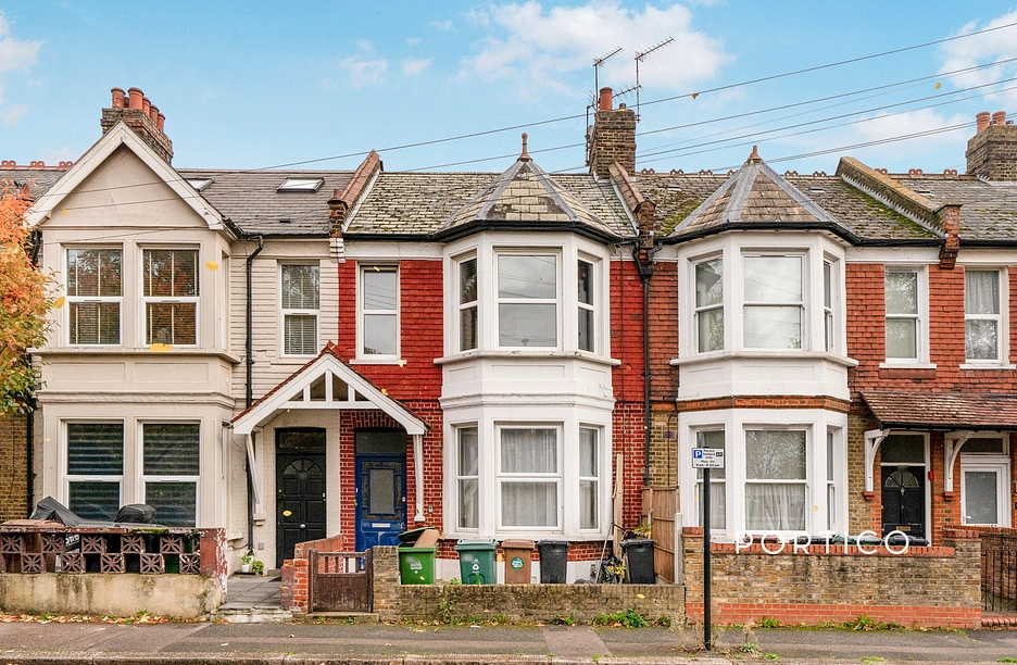 1 bedroom apartment to rent - Leigh Road, Leyton, London, E10