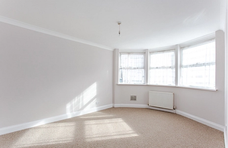 2 bedroom apartment to rent - Grove Green Road, London, E11 - Property View 2