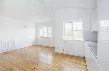 3 bedroom apartment to rent - Grange Park Road, London, E10 - Property View 2