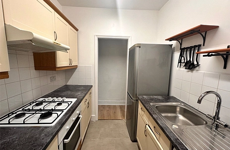 2 bedroom maisonette to rent - Goldsmith Road, London, E10