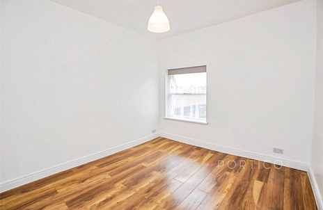 2 bedroom apartment to rent - High Road Leyton, London, E10 - Property View 3