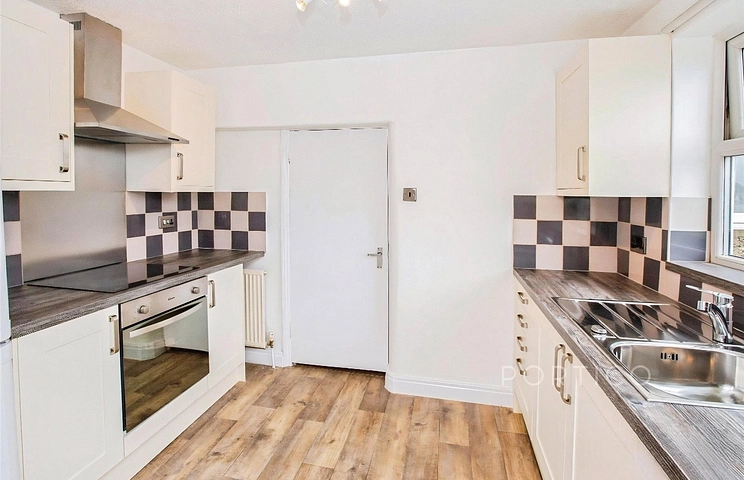 2 bedroom apartment to rent - High Road Leyton, London, E10 - Property View 1