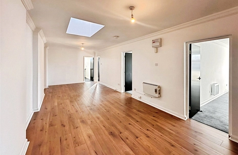 3 bedroom apartment to rent - Lyttelton Road, London, E10 - Property View 3