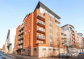 2 bedroom apartment to rent - Oliver Road, London, E10 - Property View 1