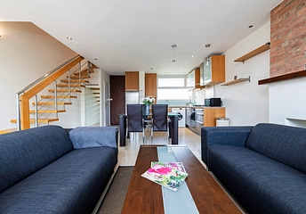 3 bedroom apartment to rent - Westbridge Road, London, SW11 - Property View 1