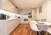 2 bedroom apartment to rent - Holman Road, London, SW11 - Property View 4
