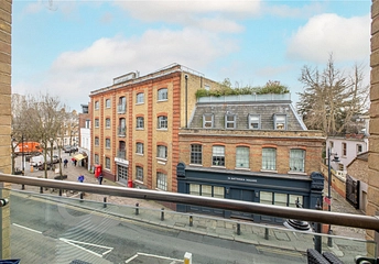 2 bedroom apartment to rent - Battersea Square, London, SW11