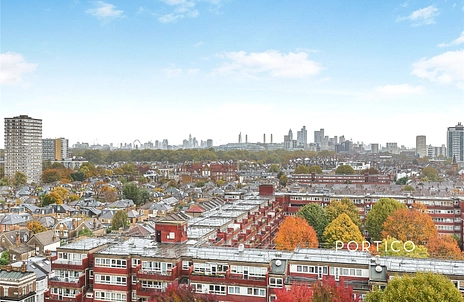 2 bedroom apartment to rent - Shuttleworth Road, London, SW11