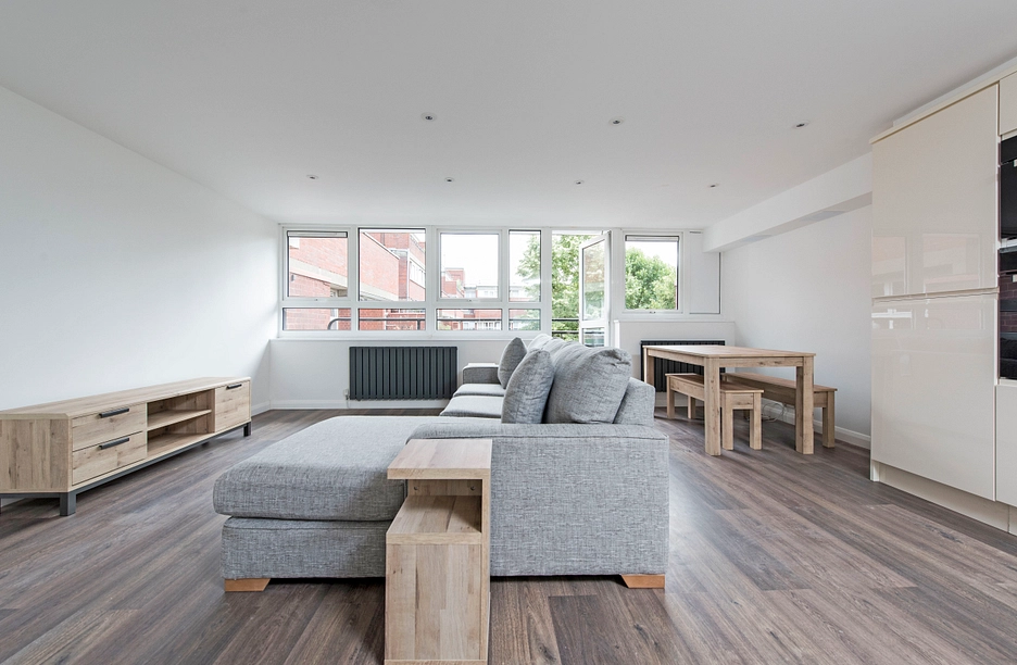 3 bedroom apartment to rent - Goulden House, Bullen Street, London, SW11