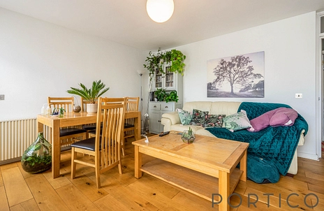 2 bedroom apartment to rent - Battersea Church Road, London, SW11 - Property View 3