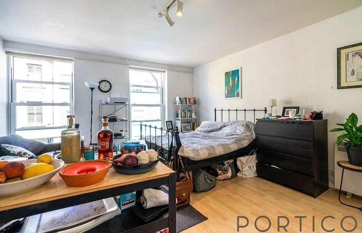 apartment to rent - Battersea Church Road, London, SW11 - Property View 1