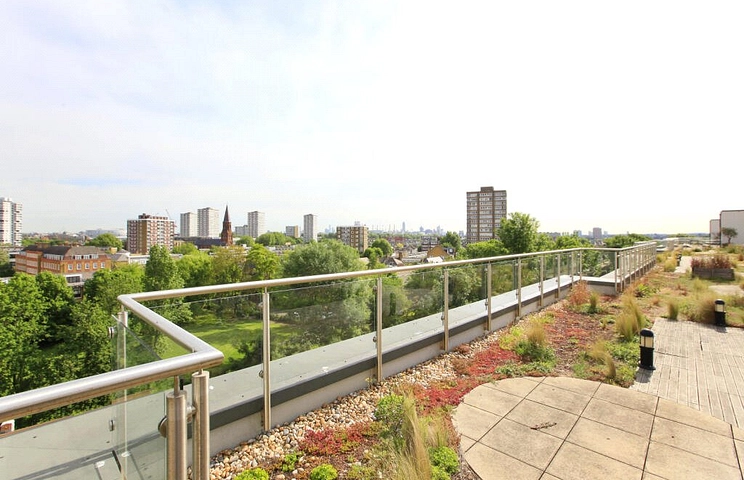 2 bedroom apartment to rent - Gwynne Road, London, SW11