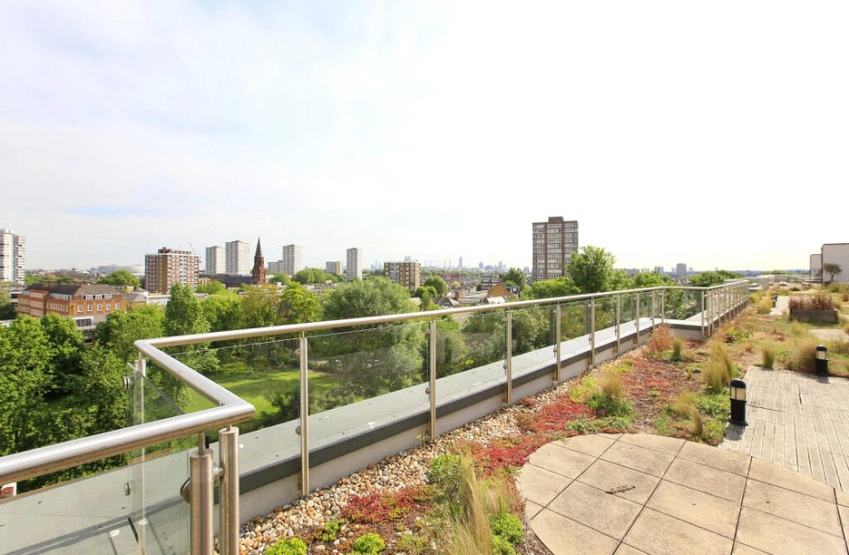 2 bedroom apartment to rent - Gwynne Road, London, SW11