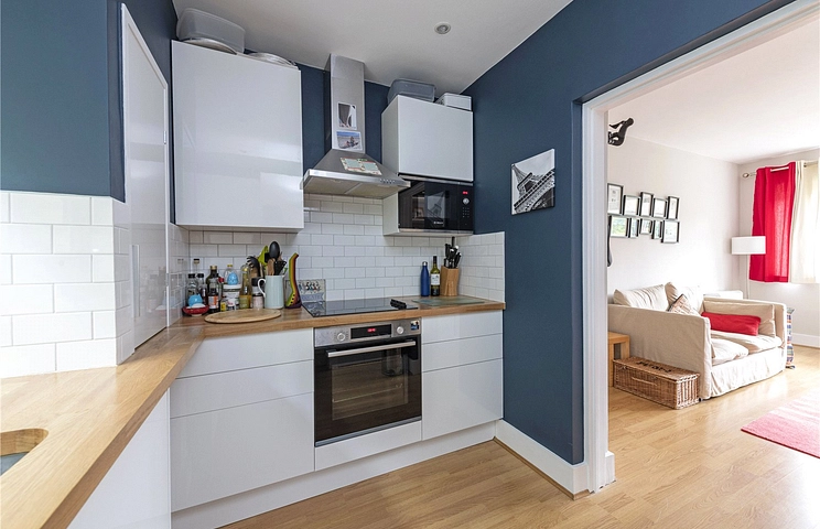 1 bedroom apartment to rent - Gowrie Road, London, SW11